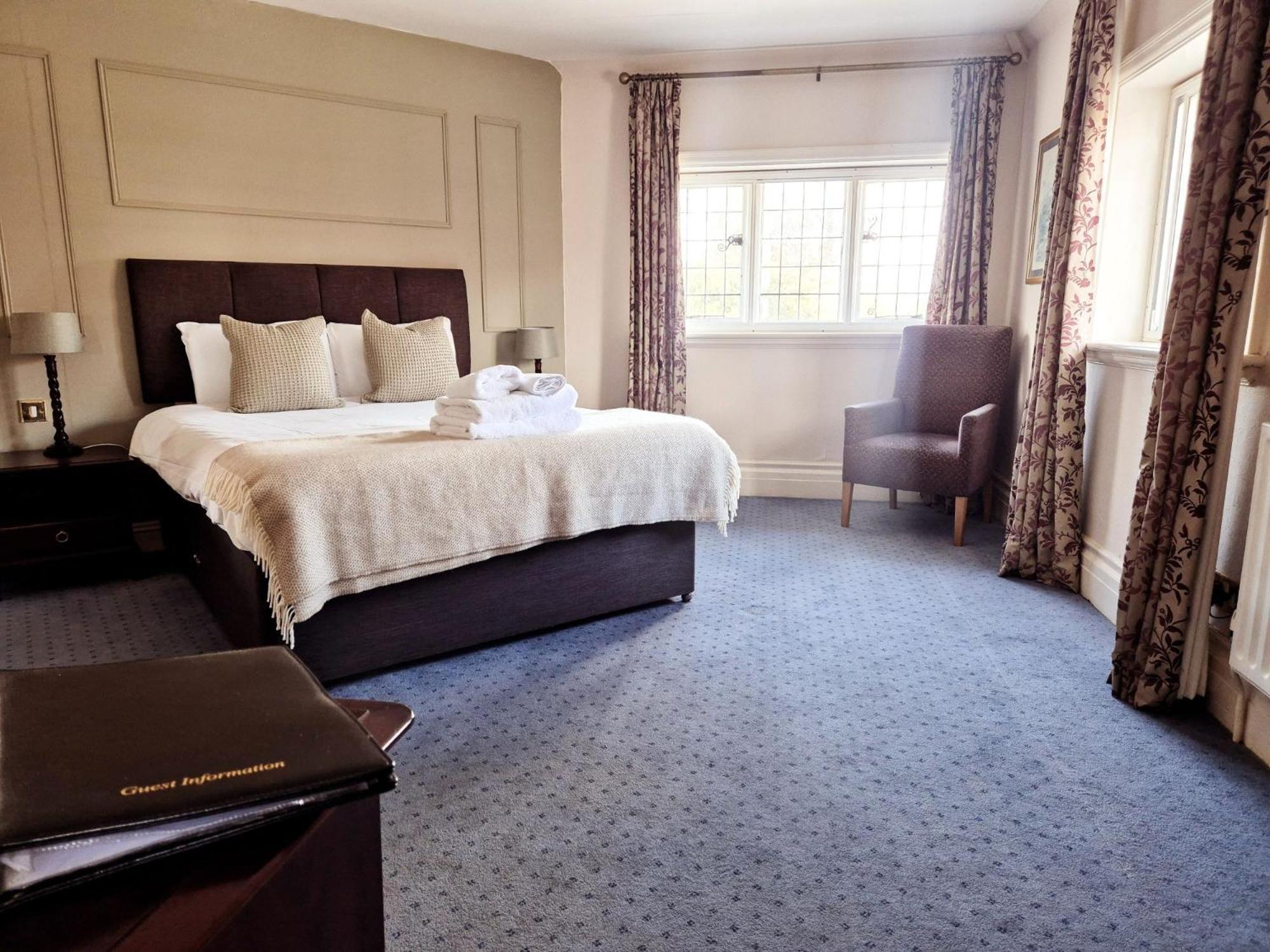 The Devil'S Punchbowl Hotel Hindhead Exterior foto